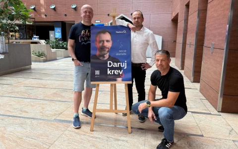 Přímo v pražské centrále O2 darujeme krev s Vojenskou nemocnicí