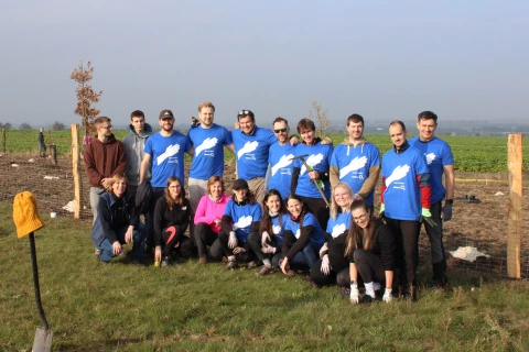 Projekt Sázej stromy za&nbsp;sebou zanechal 55&nbsp;tisíc stromů a&nbsp;tisíce hodin dobrovolnické…